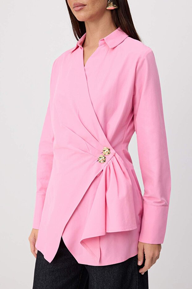 Pembe Kruvaze Metal Aksesuar Detaylı Regular/Normal Kalıp Gömlek TCTSS26TG00023 - 3