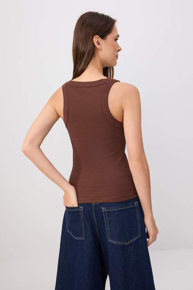 Kahverengi-Bordo Fitted/Vücuda Oturan Kalın Askılı Fitili Pamuklu Esnek Örme Atlet TWOSS26AL00121 - 7