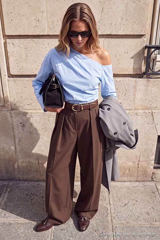 Trendyolmilla Wardrobe Essentials – Mavi Düşük Omuz Poplin Dokuma Bluz | TWOAW27BZ00057