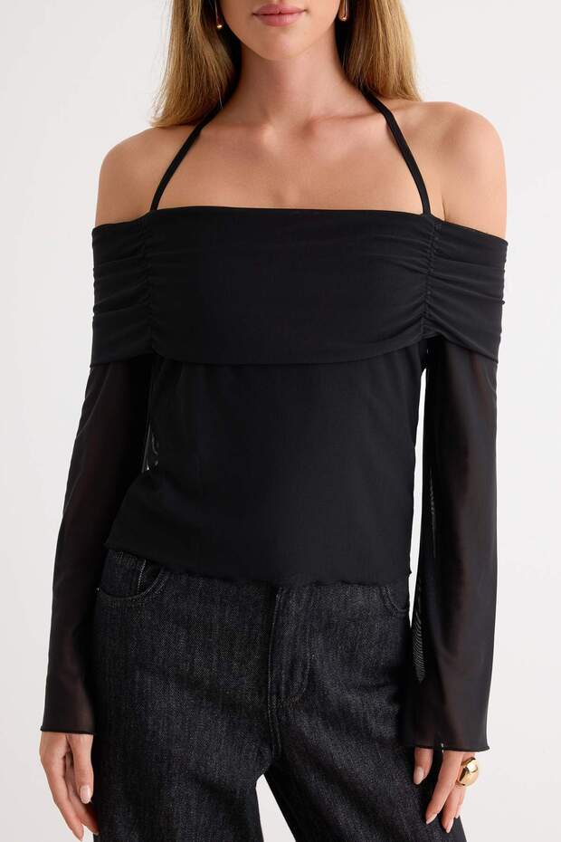 Siyah Flare Kollu Bağlama Detaylı Örme Madonna Yaka Bluz TWOSS24BZ00046 - 3
