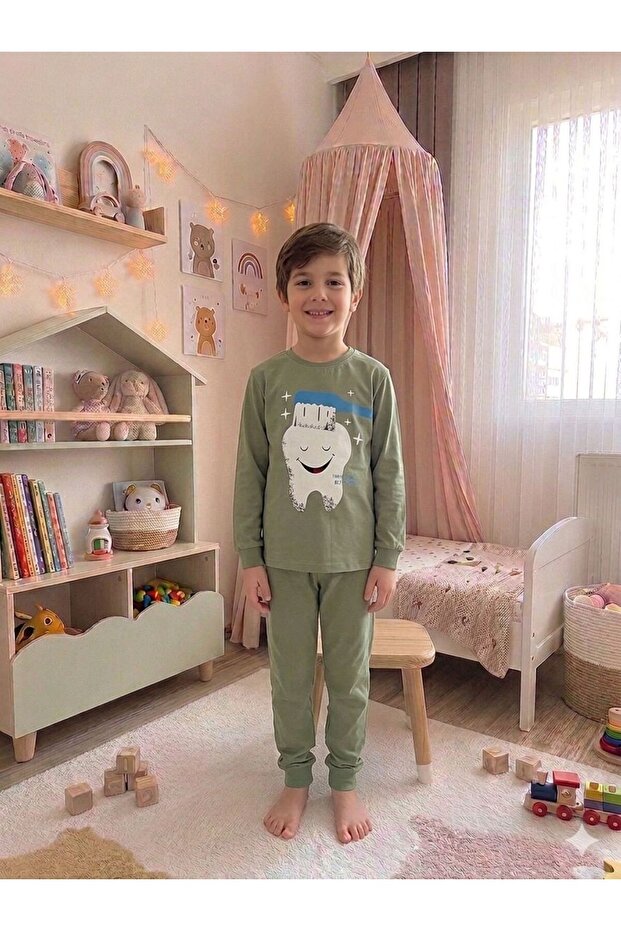 Boy's 100% Cotton Green Toothbrush Patterned Long Sleeve Pajama Set