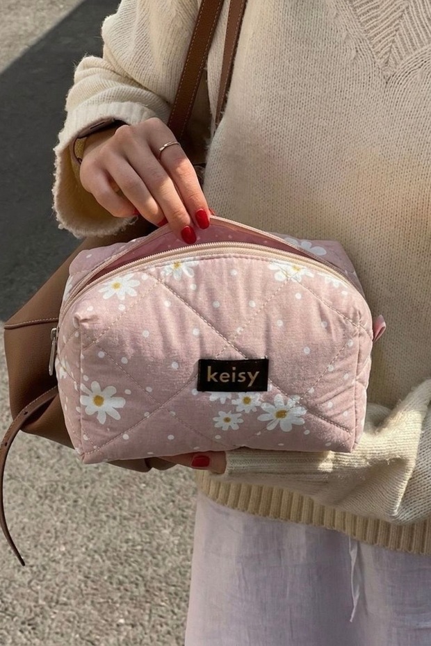 Patterned Puffy Makeup Bag - 1