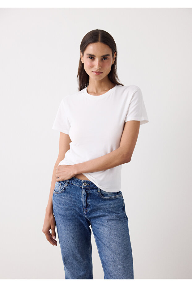 Kırık Beyaz Basic Slim Fit Tişört - 1