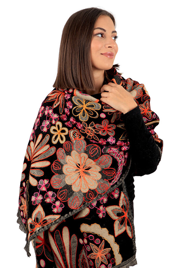 Black Marimo Patterned Winter Shawl - 2