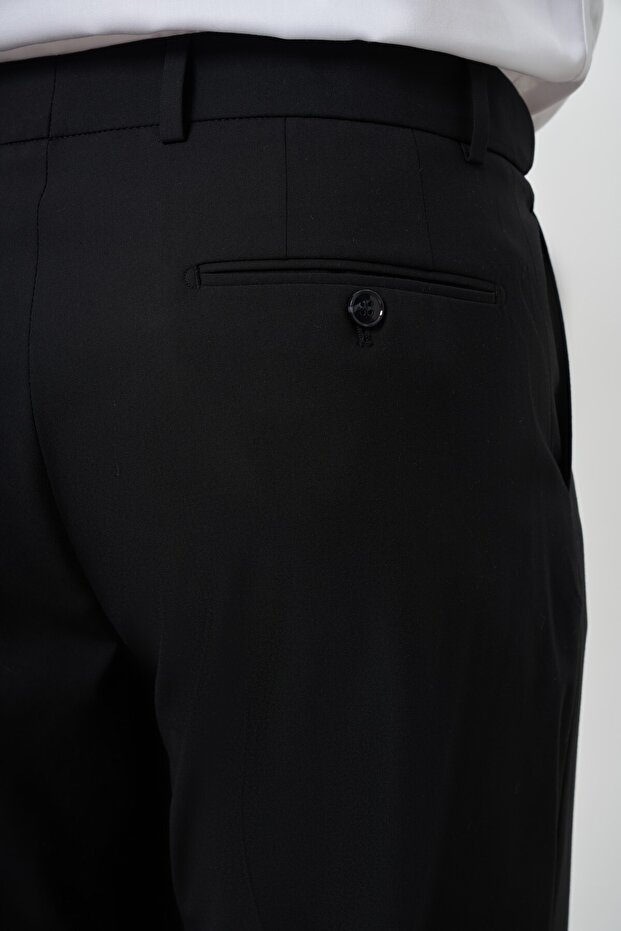 Men's Black Basic Dynamic Fit Trousers - 5