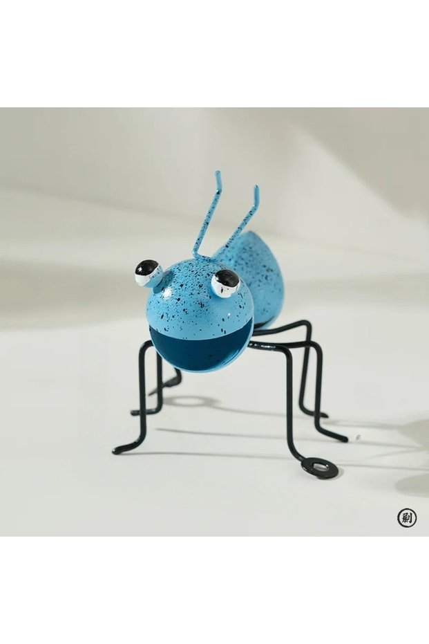 Blue Metal Ants Garden Decoration, Fence Lawn Bedroom Living Room Hanging Wall Decoration, 3D Sculpt