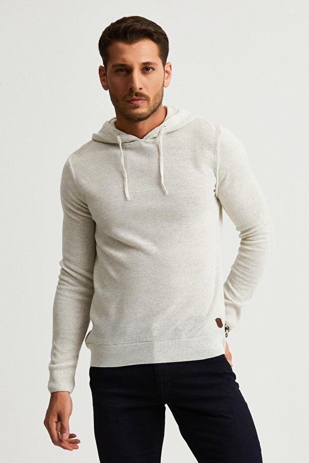 Thin Hooded Sweatshirt (E22-5713)