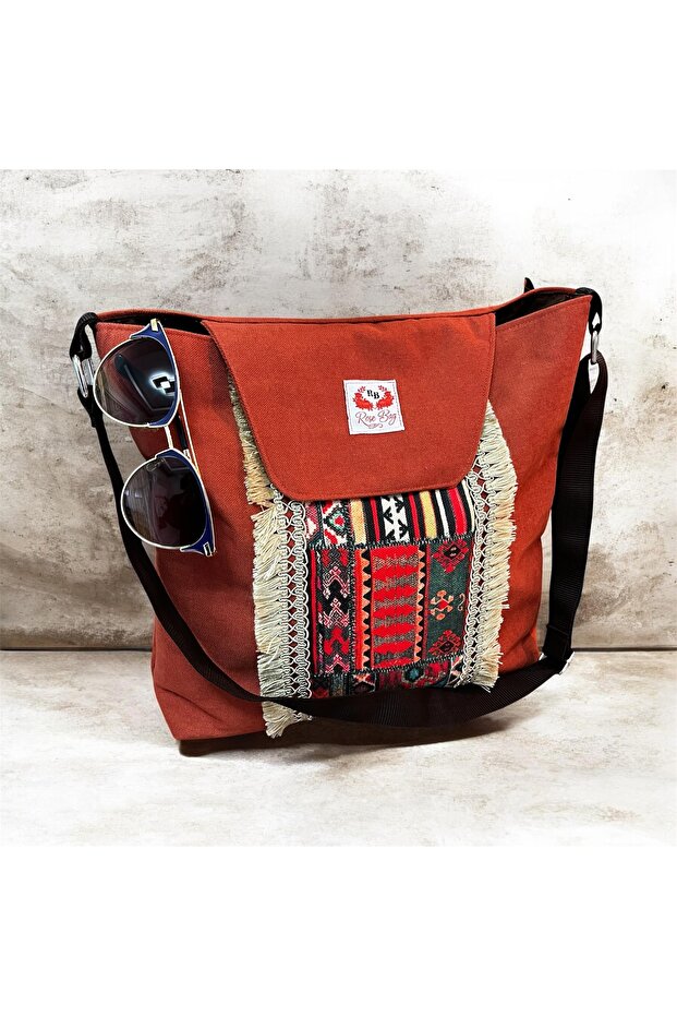 Bohemian Style Women's Shoulder Bag with Tassels and Ethnic Pattern Beach Bag