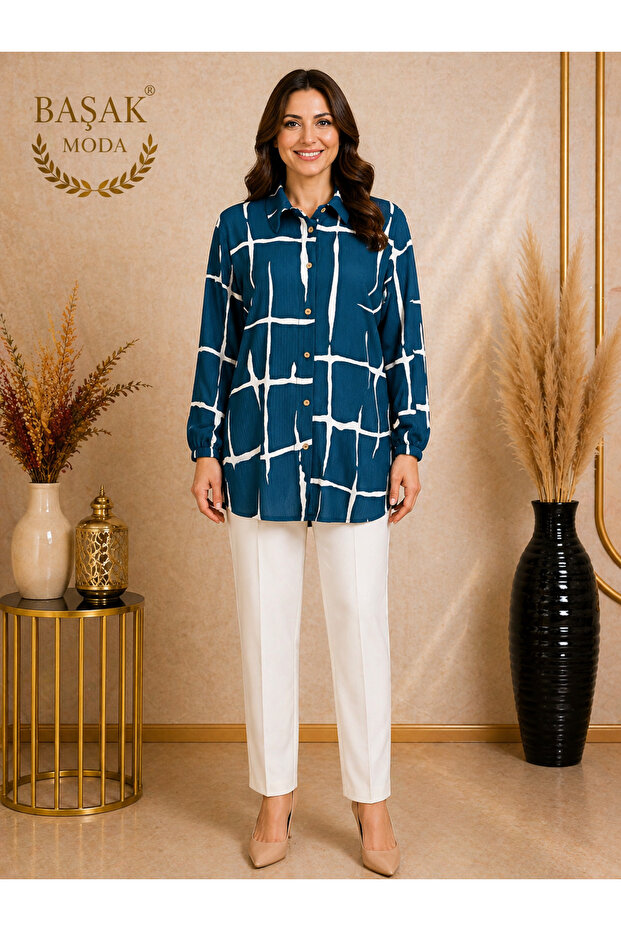 Fashionable Shirt with Shoulder Puffs and Pattern, Comfortable Cut, Plus Size