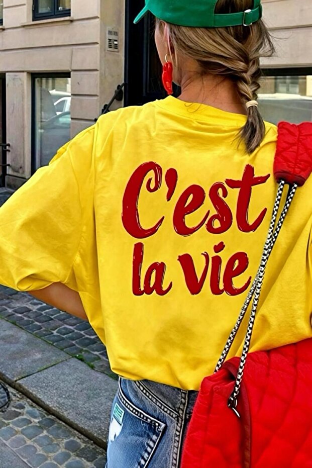 C'Est La Vie Written Oversize Women's T-Shirt