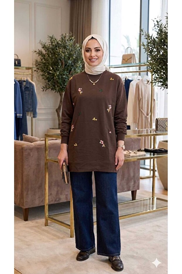 Women's Elegant Floral Embroidered Hijab Tunic