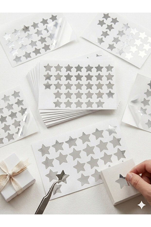 Foil Cut Star Sticker 100 Pieces 2 cm