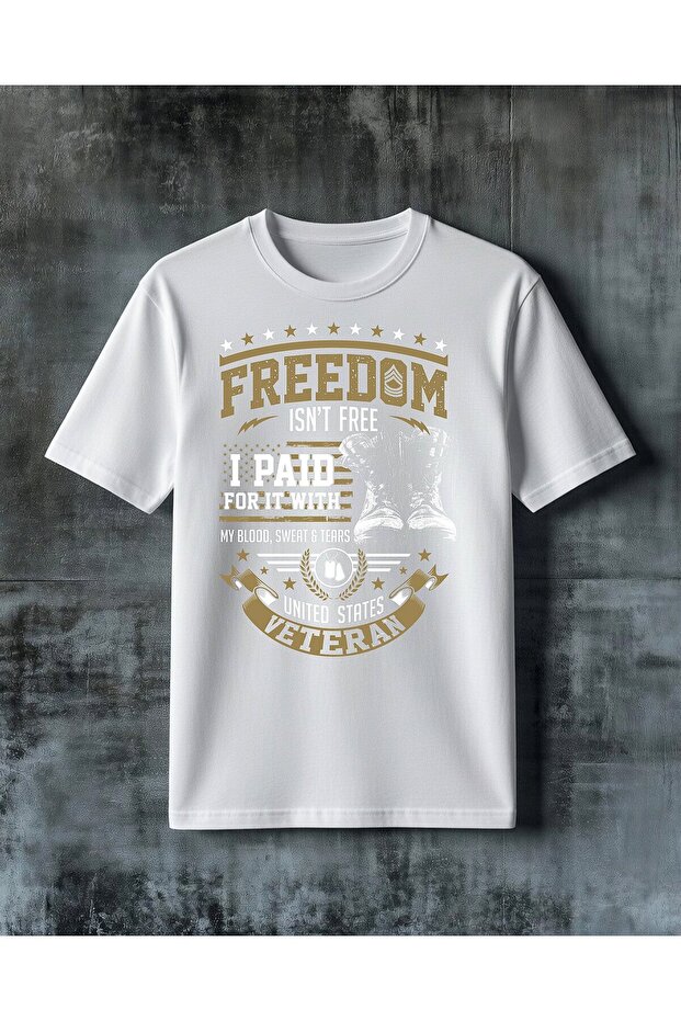 تي شيرت كبير الحجم مطبوع عليه freedom veteran