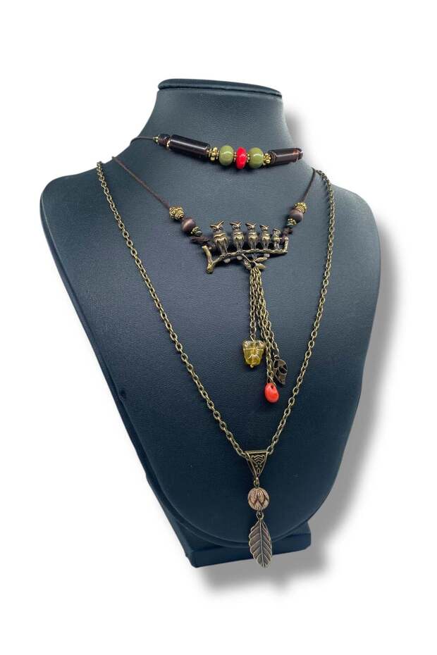 Necklace Glass Beads Minimal Elegance