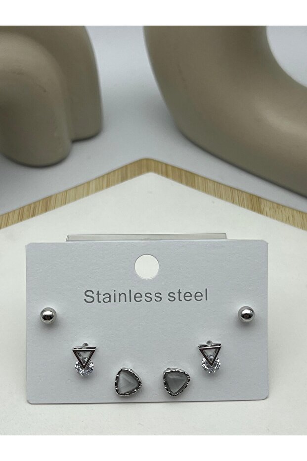26Clk21 Triangle Detailed Silver Steel Earring Set