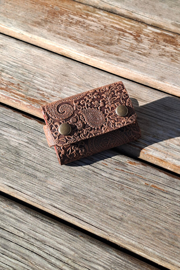 Tan Leather Card Holder Small Size Shawl Patterned Gift Card Holder for Men and Women