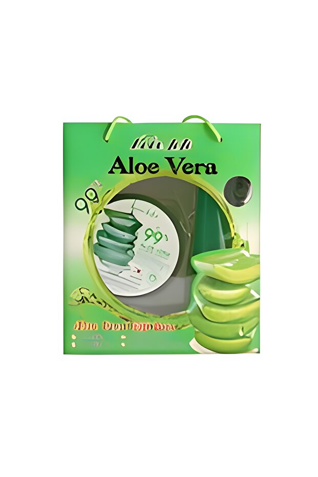 Aloe Vera Gift Box With Scrub Gel