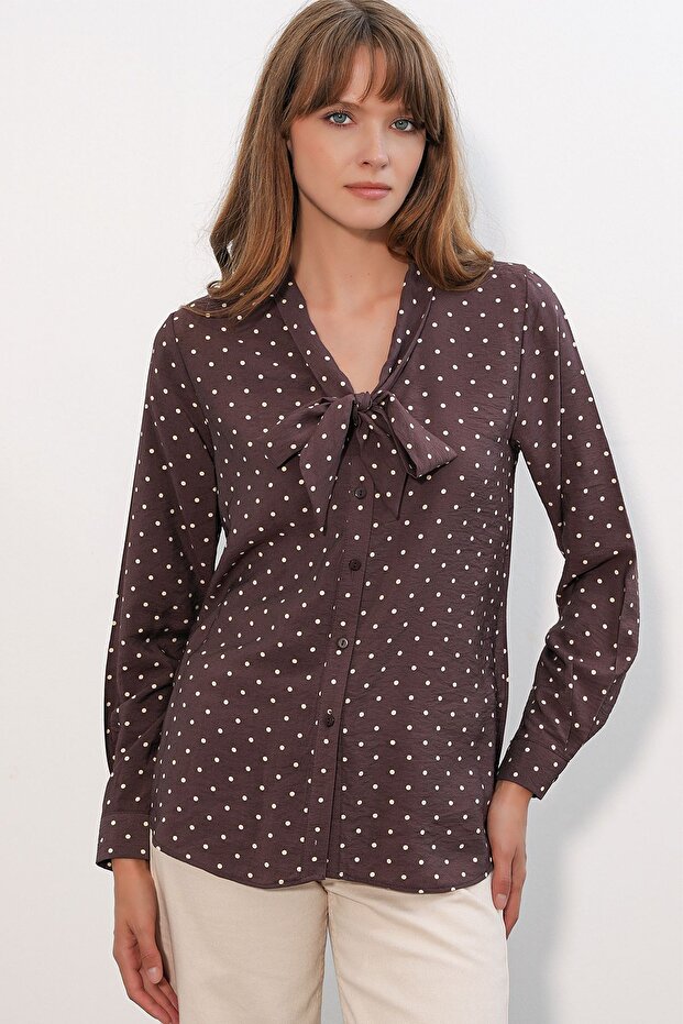 بلوزة قميص من قماش البوبيلين منقط من BDART