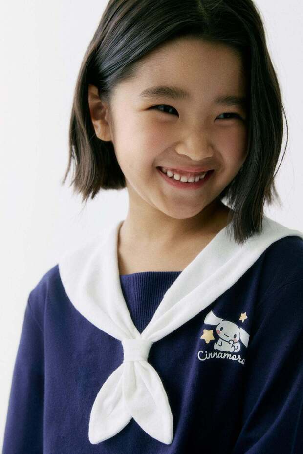 Printed sailor-collared top