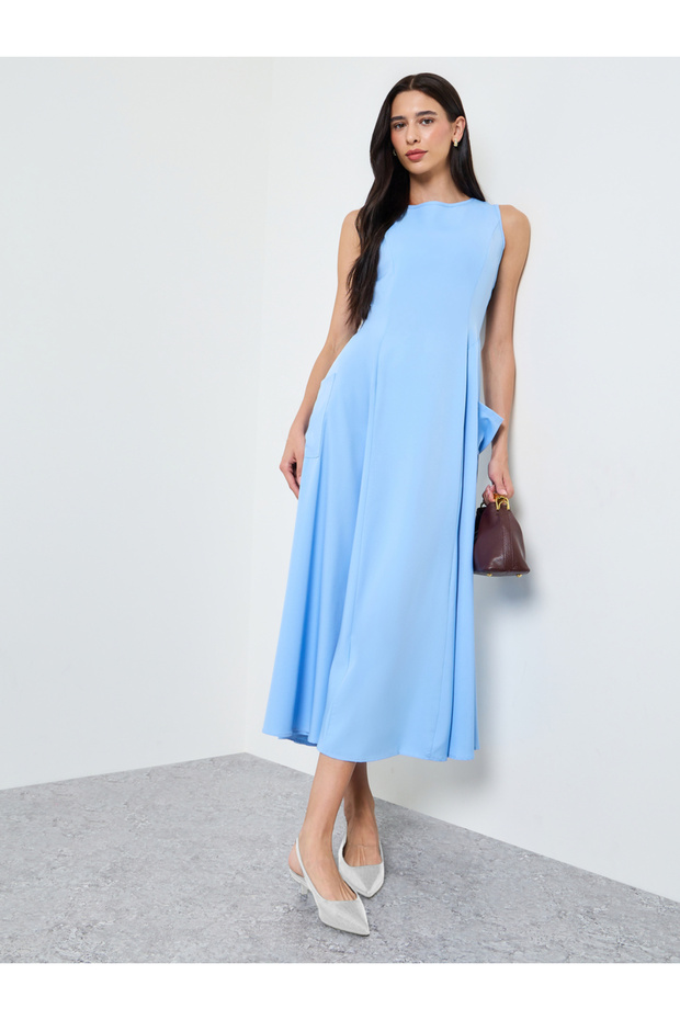 Blue Sleeveless Pocketed Midi Dress