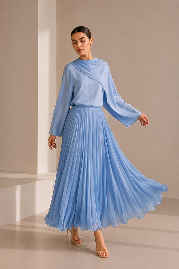 Pleated Blue Skirt with Elastic Waist 0245