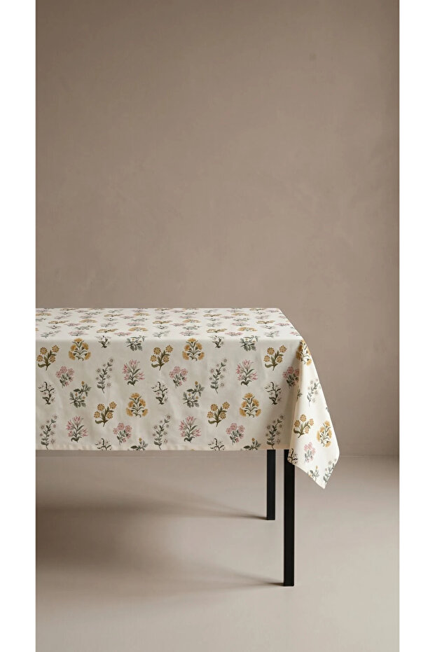 Leiden Flowers Cotton Tablecloth