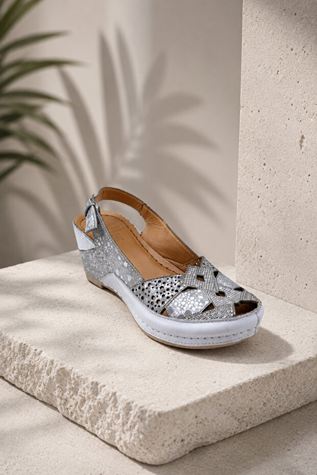Genuine Leather Sandals Model Name: Kry Anima