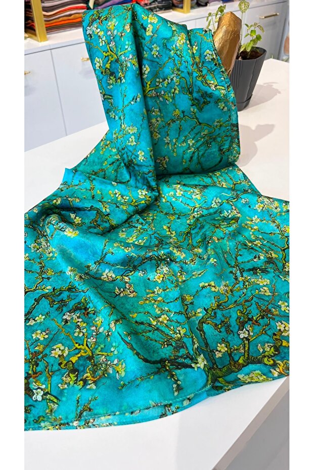 شال حرير مستورد 100% منقوش