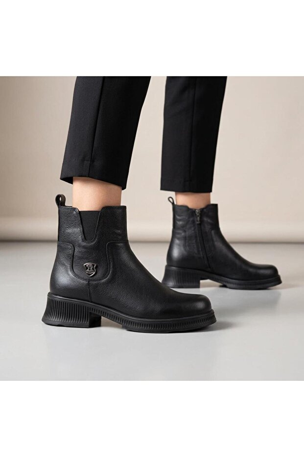 2452706K Women's Genuine Leather Thick Sole Zippered Daily Boots