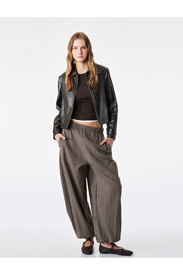 Comfortable Fit Cotton Elastic Waist Seersucker Fabric Plaid Balloon Fit Harem Pants