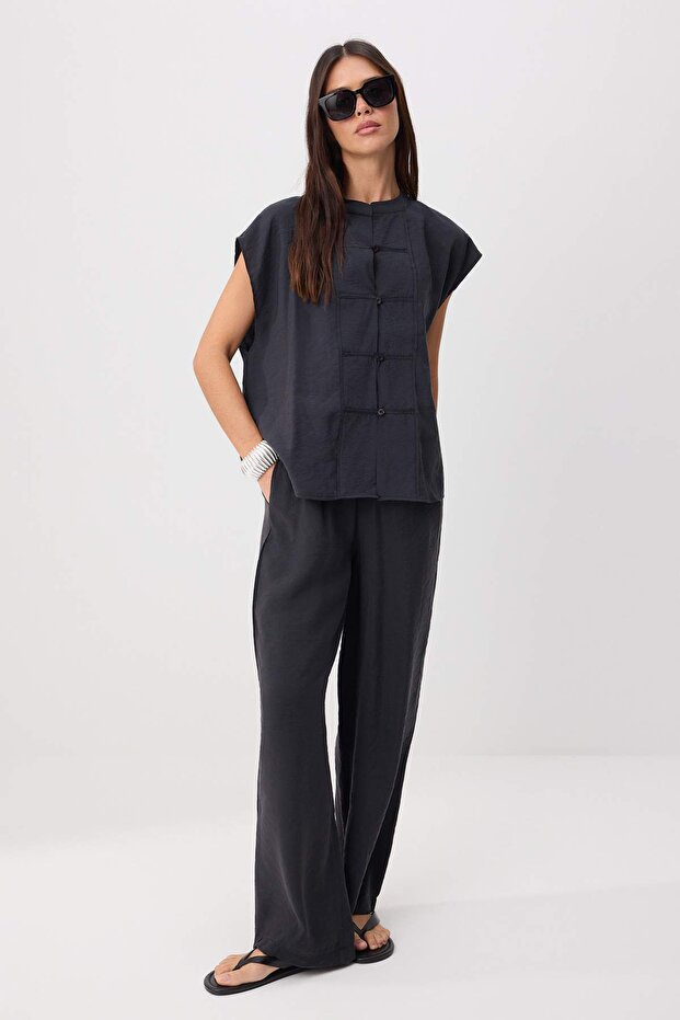 Siyah Oversize Bluz Pantolon Alt - Üst Takım TWOSS26AU00205 - 2