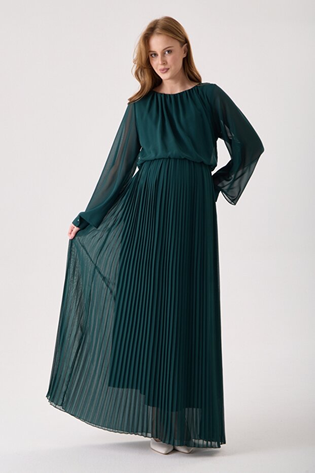 Maternity Green Pleated Chiffon Dress, Elastic Waist, Lined Inside
