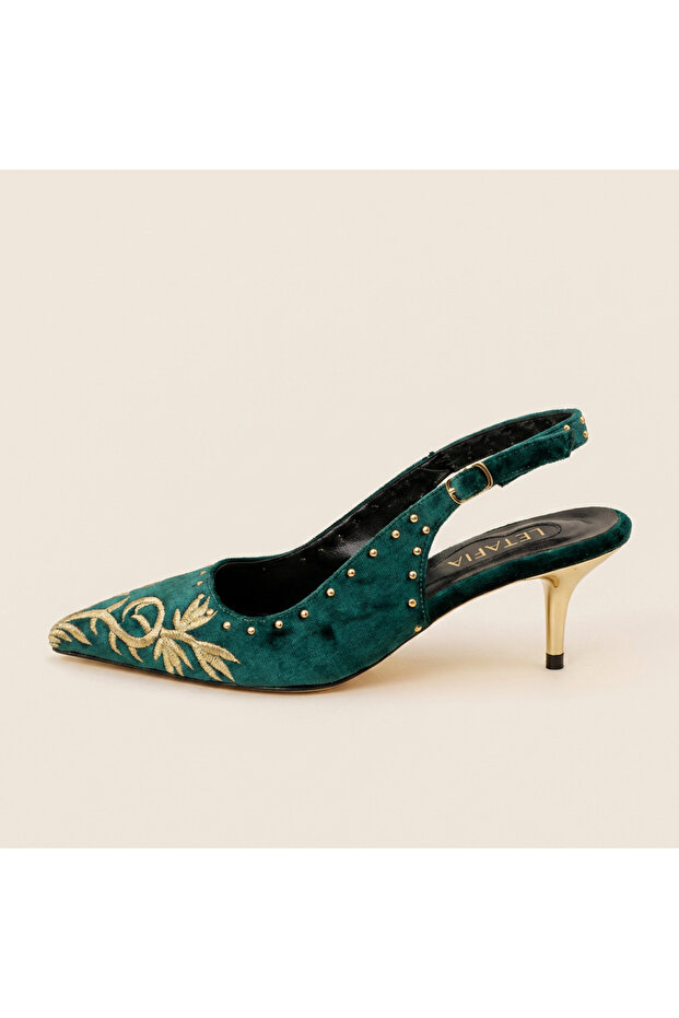 Firuze Embroidered Detail Low Heel Shoes