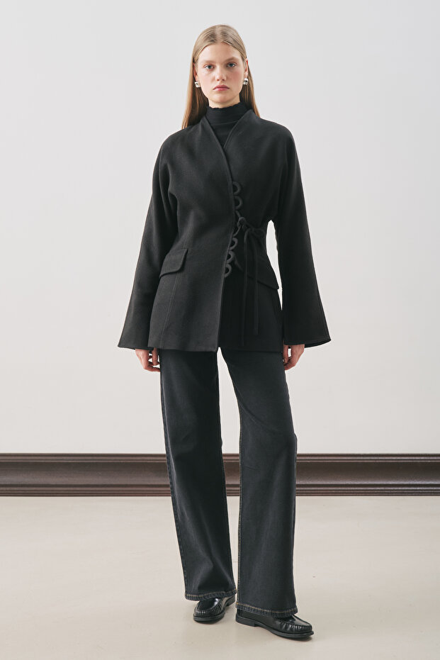 Aroa Tie-Up Jacket Black - 4