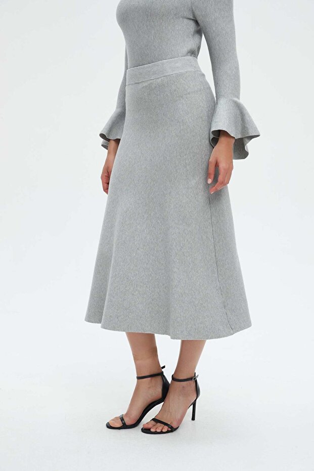 Solid Ruffled Midi Skirt - 3