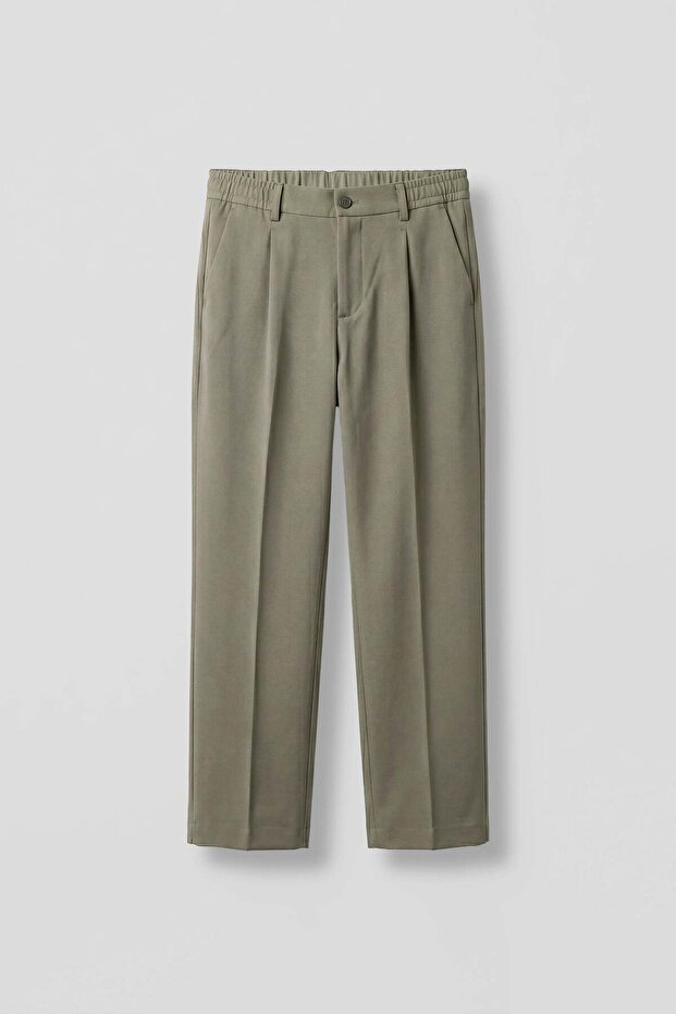 Men's regular fit pleated elastic waist fabric trousers khaki