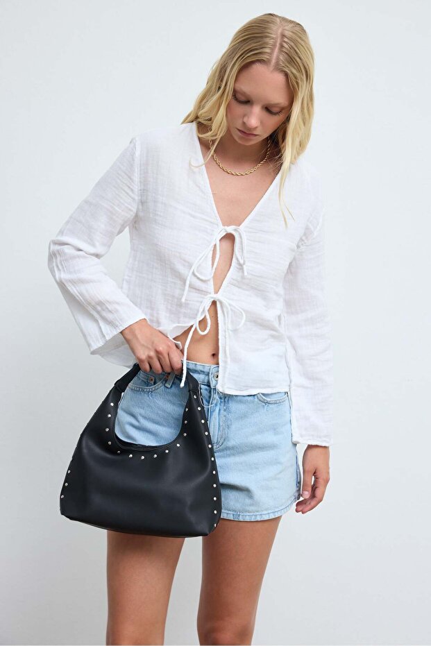 Andi Staple Detailed Hand and Shoulder Bag in Black