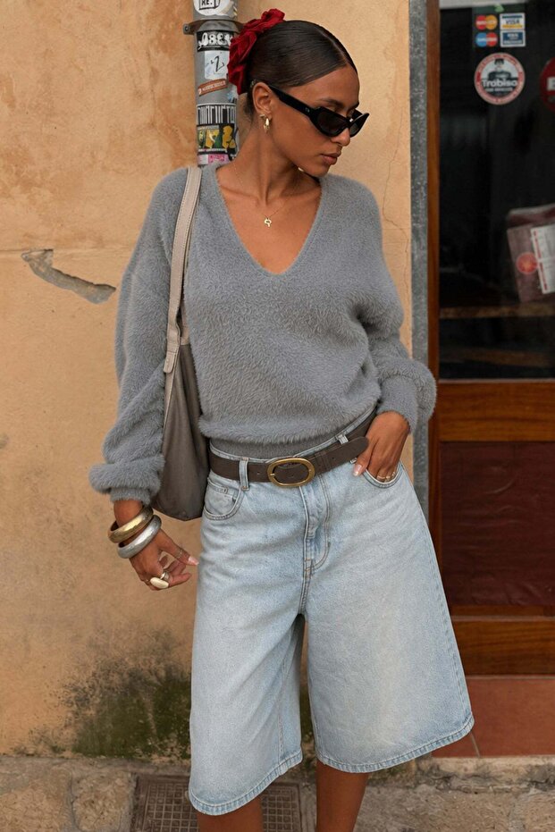 Gray V-Neck Soft Textured Women's Sweater Mg2499