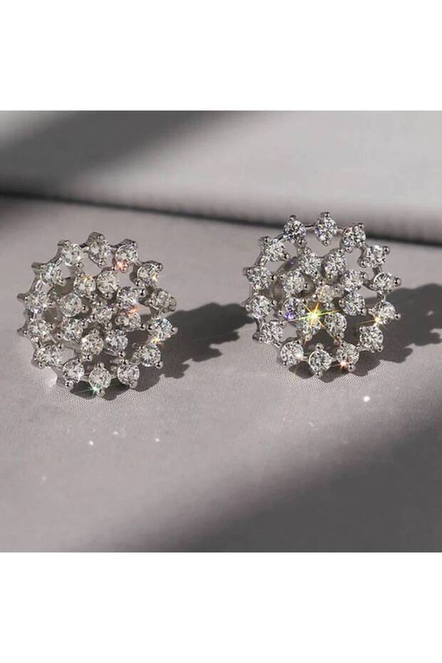 E4935 Huitan Snowflake Design Women Stud Earrings Charming Wedding Lady Fashion Accessories with Daz