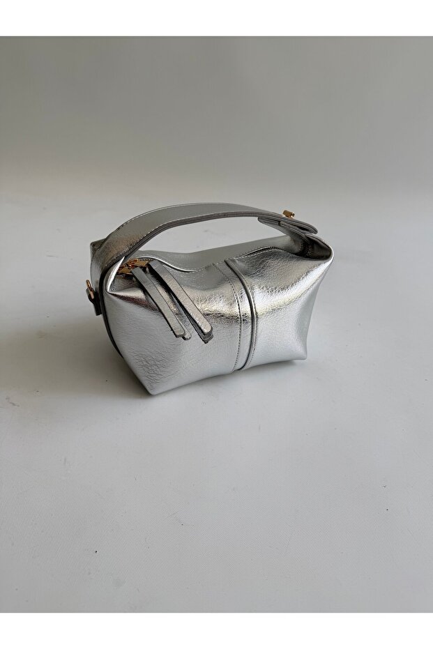 Adriana Model Hand and Women's Shoulder Bag Plain Silver