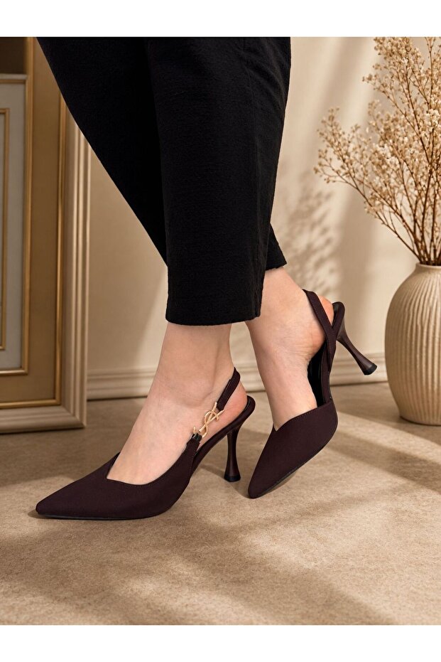 Brown Detailed Buckle Pointed Heeled Shoes