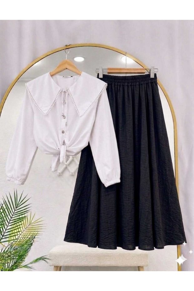 Women's Strawberry Fabric Skirt with Shirt Collar Detail and Pockets -0530