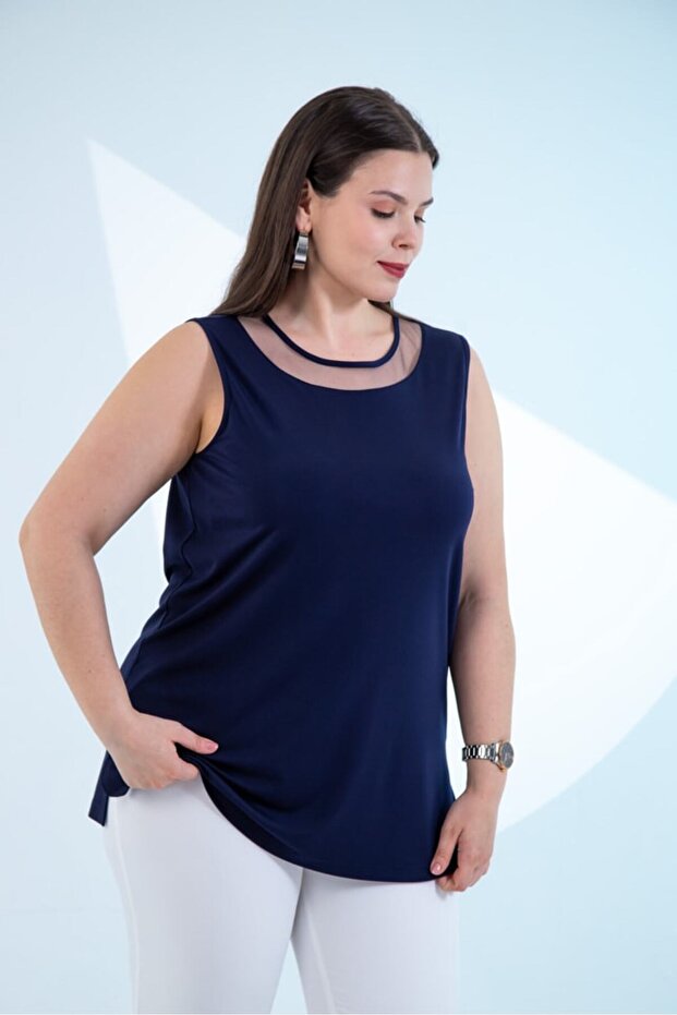 Women's Plus Size Tulle Detailed Sleeveless Blouse