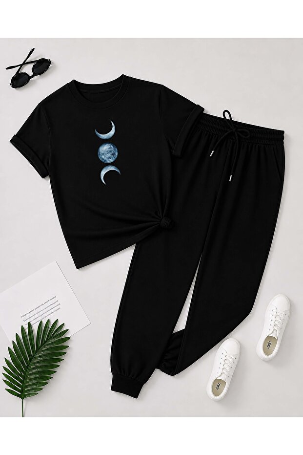 Moon Print Detailed T-Shirt Tracksuit Set