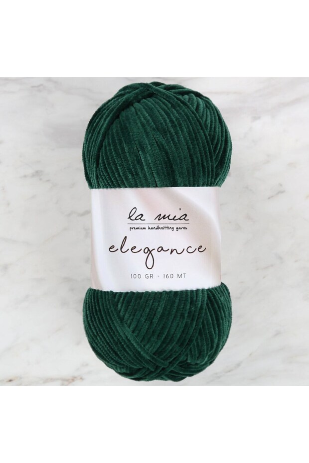 La Mia Elegance Velvet Green Hand Knitting Yarn - L946