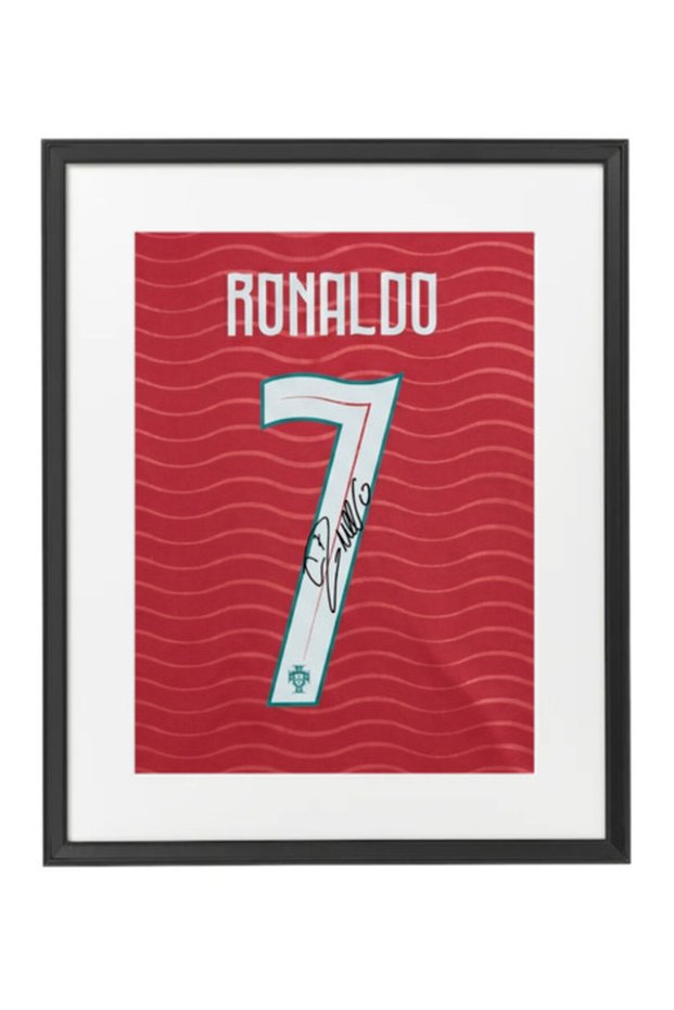 Cristiano Ronaldo Portugal Jersey #7 World Cup 2026 with Printed Autograph Framed Poster 50x40cm , Soccer Memorabilia Gift for Football Fans