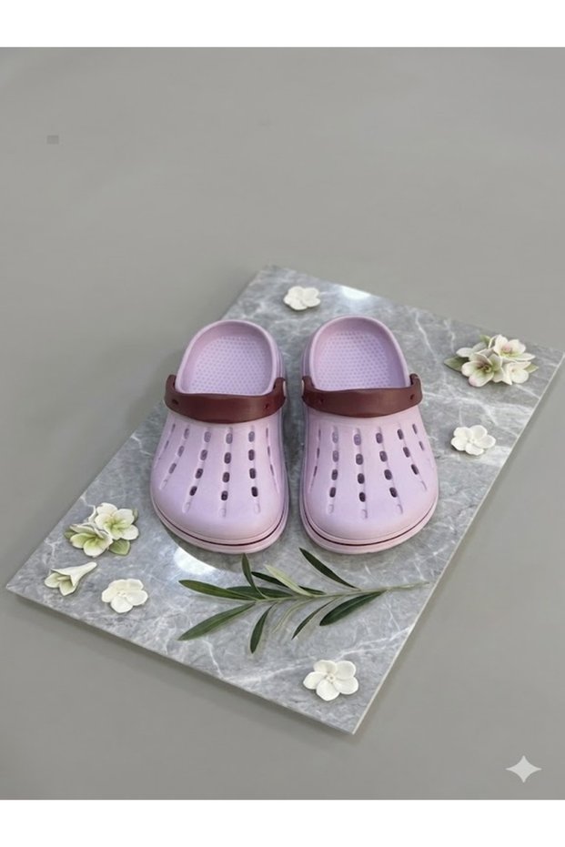 Lila Medical Nurse Doctor Slippers Comfortable Sole Work and Hospital Sabo Slippers