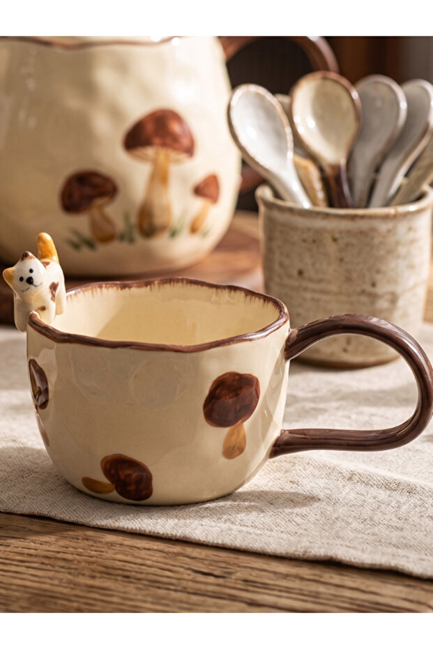 3D Cat Figured Ceramic Mug - 1