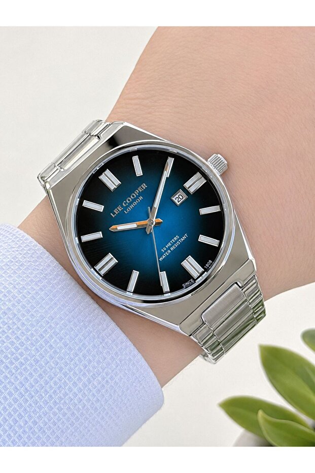 Steel Cord Calendar Dial 50 Mt Water Resistant Special Design Men's Wristwatch Lc.M02.M2