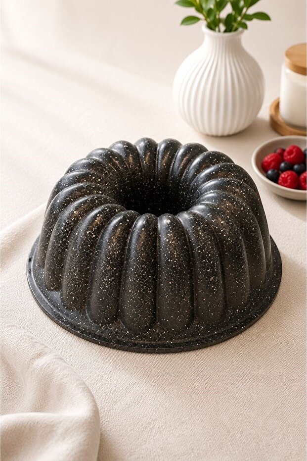 Line Slice Cake Mold Black